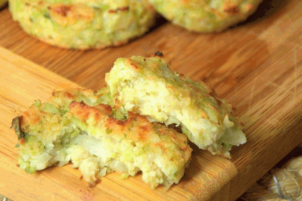 Pastissets de bròquil romanesco